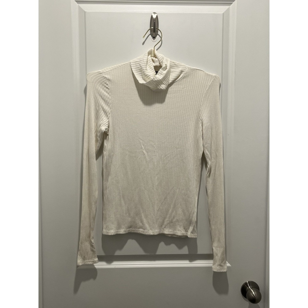 Revolve Eliseo Long Sleeve Top in Milk MICHAEL LAUREN Sz XS Thumb Holes - Picture 2 of 7